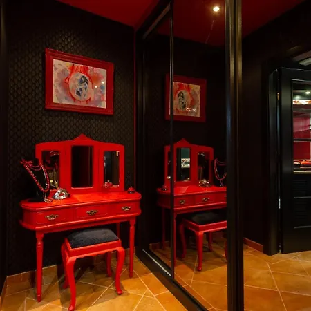 Chambre Aux Miroirs - La Venus De Lisbonne Guest house 4*